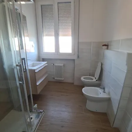 Casa Lucia 5th Floor Болонья