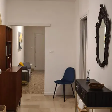 Casa Lucia 5th Floor * Болонья