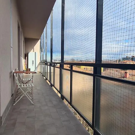 Casa Lucia 5th Floor Болонья